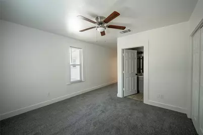 924 E Leuda Street, Fort Worth, TX 76104 - Photo 16
