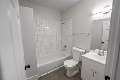 924 E Leuda Street, Fort Worth, TX 76104 - Photo 10