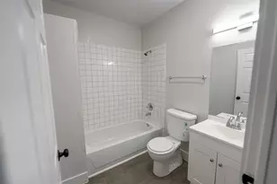 924 E Leuda St, Fort Worth, TX 76104 - Photo 10
