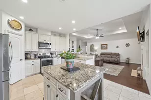 279 Marina Dr, Azle, TX 76020 - Photo 10