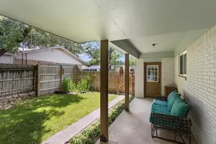 806 S Ave O, Clifton, TX 76634 - Photo 24