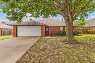 1422 Stiles Ct, Midlothian, TX 76065 - Photo 2
