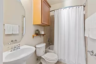 9750 Grassland Dr, Frisco, TX 75035 - Photo 20