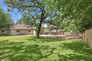 240 Timberlake Dr, Azle, TX 76020 - Photo 34