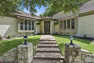 240 Timberlake Dr, Azle, TX 76020 - Photo 2