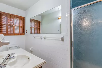 137 Taos Drive, Woodway, TX 76712 - Photo 10