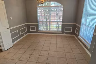5725 Champion Ct, Arlington, TX 76017 - Photo 4