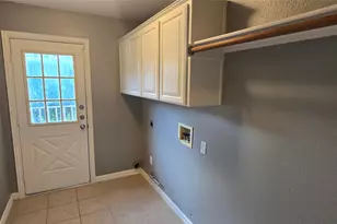 5725 Champion Ct, Arlington, TX 76017 - Photo 8