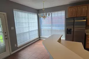 5725 Champion Ct, Arlington, TX 76017 - Photo 8