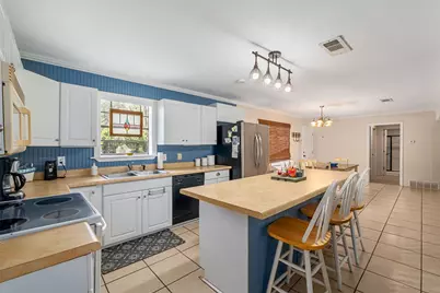 1725 Oak Shore Drive, Tool, TX 75143 - Photo 12