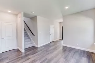 789 W A Denton Dr, Van Alstyne, TX 75495 - Photo 10