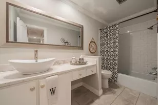 913 Roaring Springs Rd, Fort Worth, TX 76114 - Photo 16