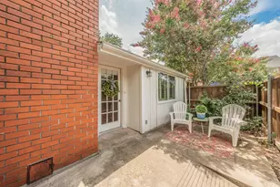 913 Roaring Springs Rd, Fort Worth, TX 76114 - Photo 20