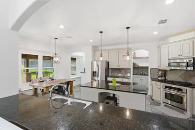 3913 Tidal Drive, Carrollton, TX 75007 - Photo 8