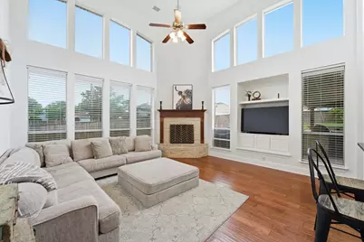 3913 Tidal Drive, Carrollton, TX 75007 - Photo 6