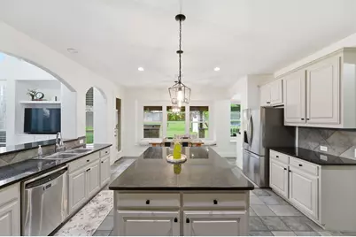 3913 Tidal Drive, Carrollton, TX 75007 - Photo 10