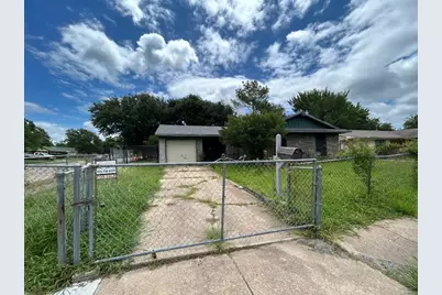 1670 Bending Oaks Trail, Dallas, TX 75217 - Photo 10