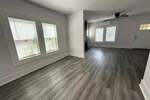 2502 W Lovers Ln, Dallas, TX 75235 - Photo 22