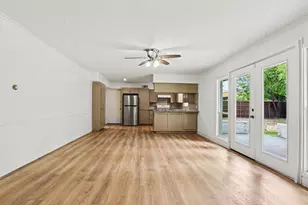 6031 Preston Crest Ln, Dallas, TX 75230 - Photo 10