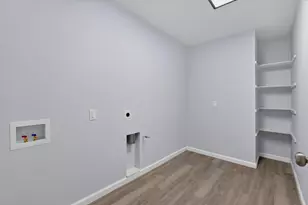 1547 Oakbrook St, Lancaster, TX 75134 - Photo 22