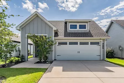 612 Capstone Circle, Granbury, TX 76048 - Photo 1