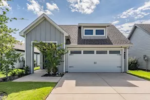 612 Capstone Cir, Granbury, TX 76048 - Photo 1