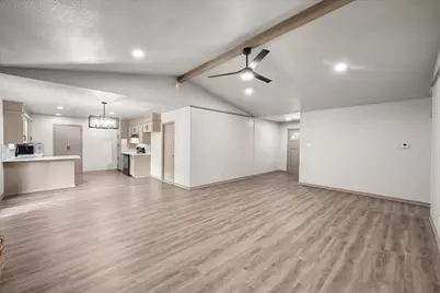 3008 Lafayette Street, Corsicana, TX 75110 - Photo 6