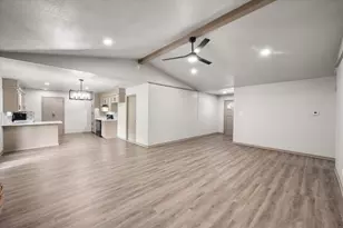 3008 Lafayette St, Corsicana, TX 75110 - Photo 6