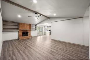 3008 Lafayette St, Corsicana, TX 75110 - Photo 4