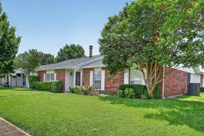 2910 Flagstone Drive, Garland, TX 75044 - Photo 32
