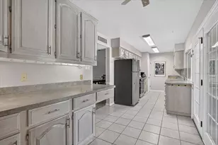 2910 Flagstone Dr, Garland, TX 75044 - Photo 14