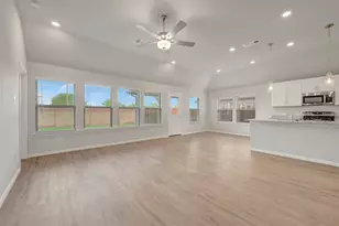 110 Rockwood Ln, Justin, TX 76247 - Photo 4