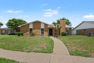 1205 Crestwood Ct, Allen, TX 75002 - Photo 2