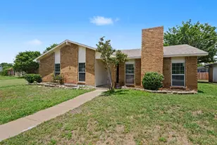 1205 Crestwood Ct, Allen, TX 75002 - Photo 2