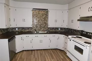 135 Summitt Ave, Graham, TX 76450 - Photo 8