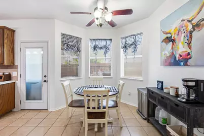 613 Dorchester Lane, Mansfield, TX 76063 - Photo 18