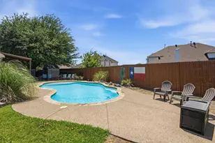 613 Dorchester Ln, Mansfield, TX 76063 - Photo 34