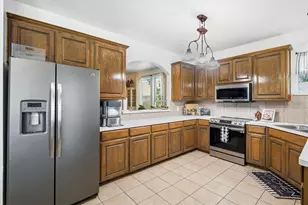 613 Dorchester Ln, Mansfield, TX 76063 - Photo 16