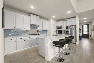 521 Wickerdale Way, Little Elm, TX 75068 - Photo 10