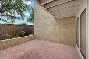 3703 Hulen Park Dr, Fort Worth, TX 76109 - Photo 36