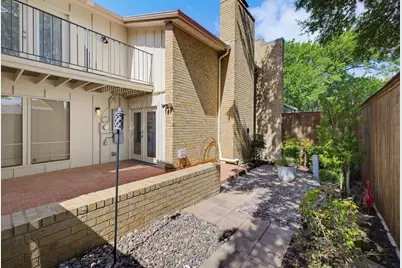 3703 Hulen Park Drive, Fort Worth, TX 76109 - Photo 38
