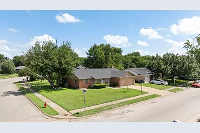 401 Langley Avenue, Everman, TX 76140 - Photo 2