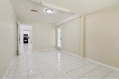 405 Myrtle Drive, Arlington, TX 76018 - Photo 10