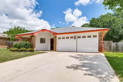 405 Myrtle Drive, Arlington, TX 76018 - Photo 2