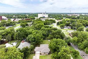 604 S Maxey St, Sherman, TX 75090 - Photo 24