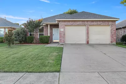 2832 Westover Drive, Grand Prairie, TX 75052 - Photo 1