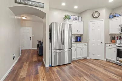 2832 Westover Drive, Grand Prairie, TX 75052 - Photo 8