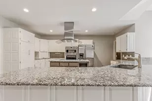 102 Pebble Beach Dr, Trophy Club, TX 76262 - Photo 6