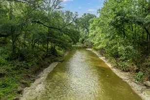 1598 Creek Rd, Lorena, TX 76655 - Photo 24