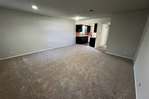802 N Crockett St, Sherman, TX 75090 - Photo 2